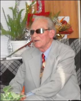 Йордан Петков на 90 години. "Живея само когато пиша и мисля какво да напиша"