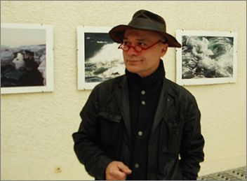 Фотографска изложба на Юри Чарийски в Братислава 