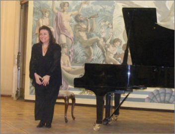 Великолепен концерт изнесе в Добрич пианистката Тамара Поддубная