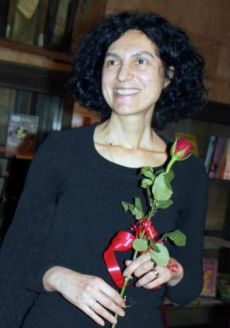Габриела Цанева: Всяко завръщане в Русе ми носи пролет