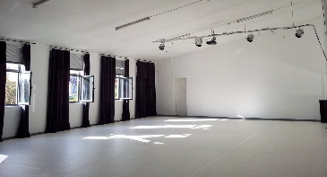 Кандидатстване за резиденция в Derida Dance Center 