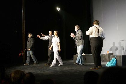 Малин Кръстев и Геро "свалиха" публиката в театър "Открита сцена"