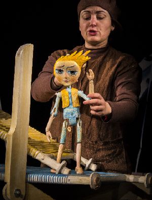 Класическа народна приказка оживява в Столичен куклен театър