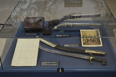 Националният военнисторически музей отбелязва 140-годишнината от Априлското въстание с изложбата „Идоли или идеали“ 