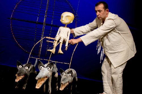 Столичен куклен театър представя  ново заглавие по време на „Панаир на куклите“