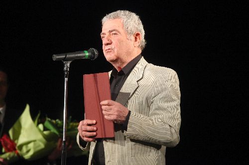 Стефан Цанев на 80: „Tеатърът е моята държава”