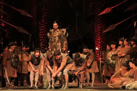 Хунският вожд Атила в Летния театър на Варна