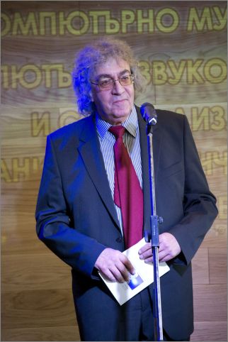 Симо Лазаров на 70 години