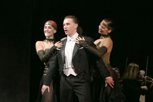 Актьорът Богомил Спиров празнува 50-годишен юбилей с „Една нощ във Венеция“ на 9 юни в Музикалния театър 