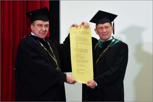 Проф. Ян Енглерт получи почетното звание Doctor honoris causa на НАТФИЗ „Кр. Сарафов"