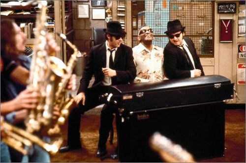 40 години по-късно: филмът “Блус Брадърс” продължава да радва почитателите на соул музиката