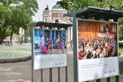 Фотоизложба „Отвъд песента" отбелязва 60-годишнината на Детския хор на БНР