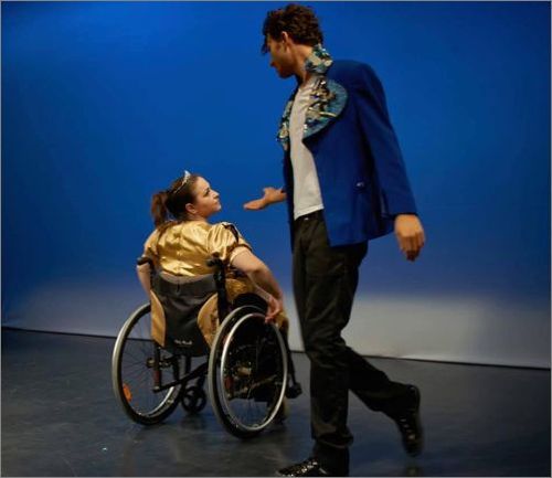 Университетският театър на НБУ с благотворителна кауза в помощ на хората с увреждания