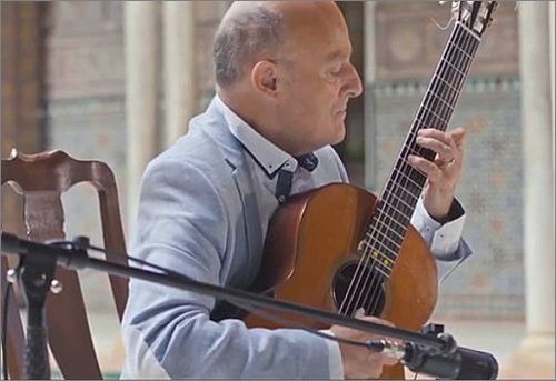 АМТИИ Пловдив организира майсторски клас на световноизвестния френски китарист професор Арно Дюмон