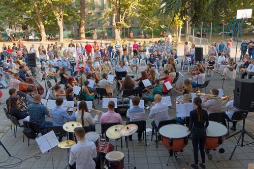 Оркестърът на НУИ „Добри Христов“ отпразнува своята награда “Варна” с концерт: 2
