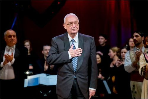 На 12 ноември Музикалният театър играе в памет на проф. Светозар Донев (1933-2021): 1