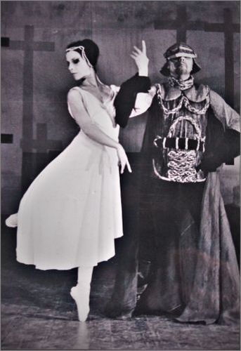 Държавна опера Русе ще отбележи 80-годишнината на примабалерината Надя Руменин с балета „Снежанка и седемте джуджета“: 5
