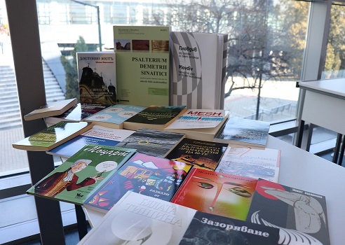 Нов български университет подкрепи „Купи книга в помощ на Украйна“