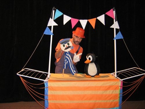В Театър ВЕСЕЛ отново представят „Пингвинчето Фраки“: 2