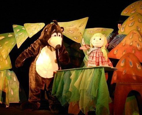 Театър ВЕСЕЛ очаква „Маша и Мечока“ на фестивала „Лято, кукли и приятели“: 2