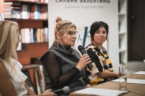 Силвия Валентино и Лада Янкова представиха дебютния си детски роман „Ала-бала-ница“: 2