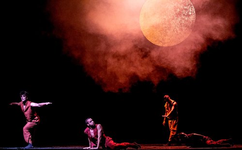 Балет "Арабеск" представя "Триптих" на 24 февруари от 19:00 часа на сцената на Музикалния театър: 3