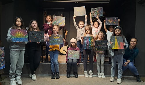 Работилница по рисуване за деца на младата художничка Мартина Лапика в Студентски град