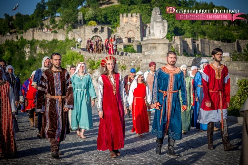Международен фестивал на исторически възстановки се провежда във Велико Търново