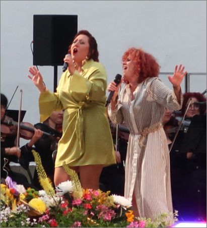 Люси Дяковска и Милица Гладнишка обединяват енергията си в ABBA SYMPHONIE с Плевенска филхармония под диригентството на Найден Тодоров!: 3