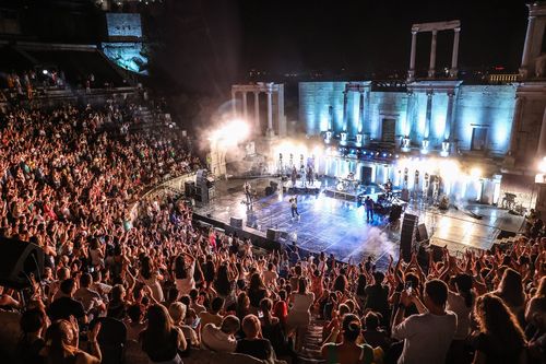 Любо Киров откри „Турне 2023“ със зрелищно музикално шоу в Пловдив: 4
