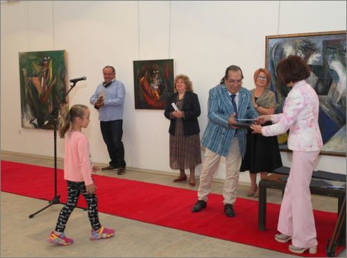 НДФ „13 века България“ с дарение за Националния детски конкурс за рисунка към наградата „Захарий Зограф“