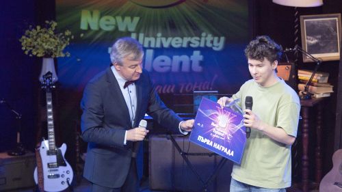 Ангел Проданов-Ачо е големият победител в конкурса за нова песен "New University Talent"