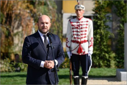 Паметник на генерал Владимир Вазов бе открит в Деня на Съединението: 6