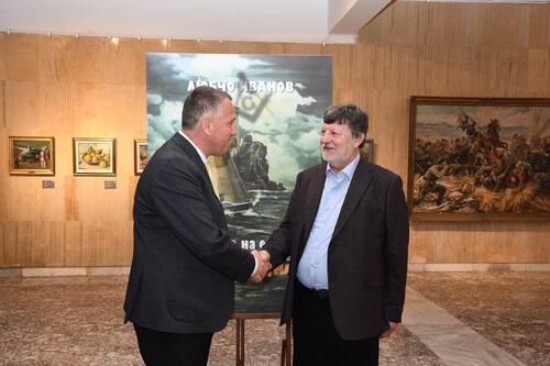 От „Разсечени думи“ през „Причастие“ до „Патилата на един непоправим републиканец масон“