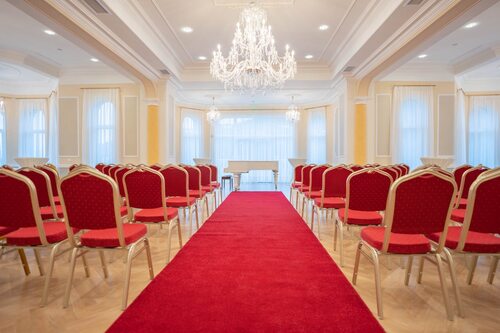 Нова сцена за камерни концерти в София бе открита с концерт на Дуо Колаж