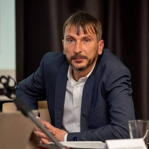 От корените към новото време - за традициите, журналистиката, туризма и българската духовност