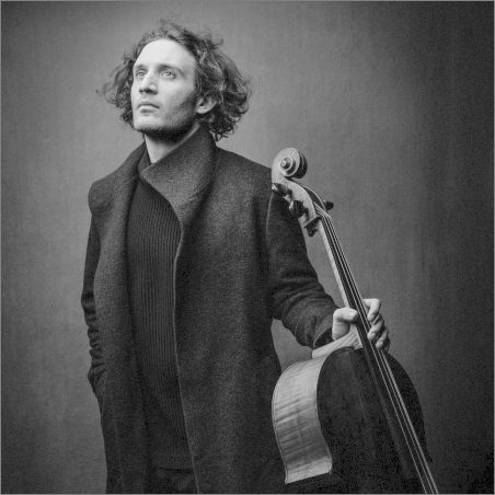 Световноизвестният виолончелист Николас Алщед прави своя дебют в София