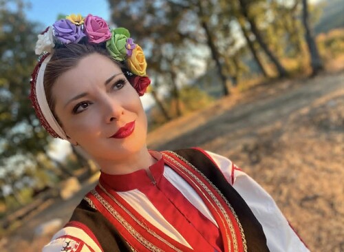Щастието разцъфва, когато си позволиш да бъдеш себе си