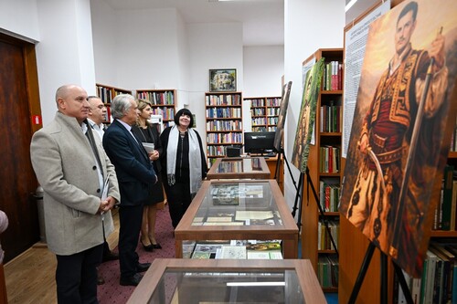 В Регионална библиотека “Сава Доброплодни“-Сливен беше открита документалната изложба „За свободата на един народ“
