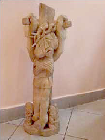 Изложба на съвременна народна дървена скулптура